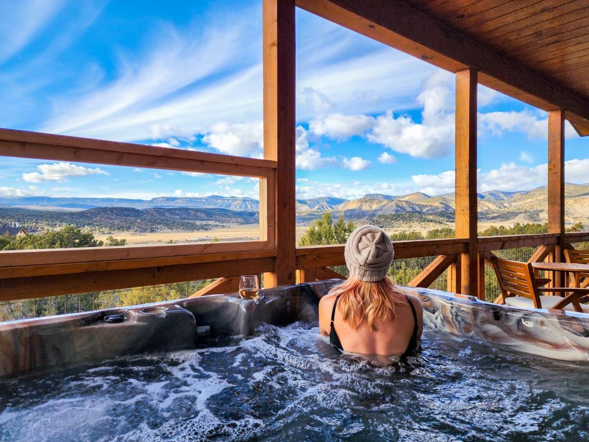 הוילה אורדרוויל Painted Cliffs-Hot Tub, Amazing Views Between Zion And Bryce מראה חיצוני תמונה